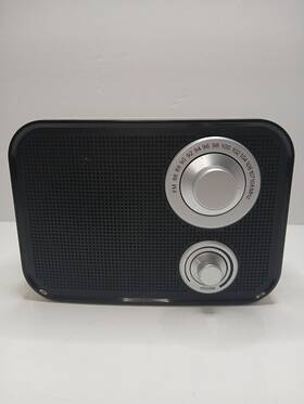 Pat55 Polaroid Am/fm Radio With Bluetooth Speaker Functionality Model No