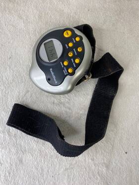 12-820 Radio Shack Am/fm Tuner Watch Timer With Armband Radioshack - Tested Works