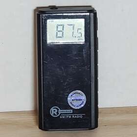 1201518 Radio Shack Digital Am/fm Pocket Belt Clip And Clock Vtg Tested