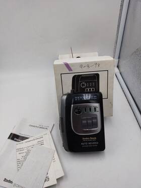 14-1218 Radio Shack Schack Am/fm Stereo Mate Powers On For Parts And Repair