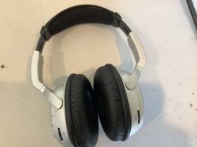 02a11 Radioshack Radio Shack Stereo Headset Am/fm With Source Output