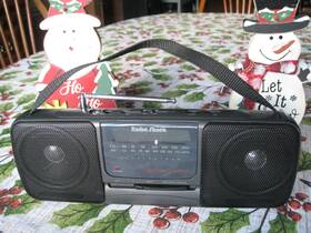 12-732a Radioshack Radio Shack Am / Fm Stereo Portable W Power Pack