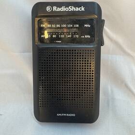 1201848 Radioshack Am Fm Black Analog Portable Pocket Radio