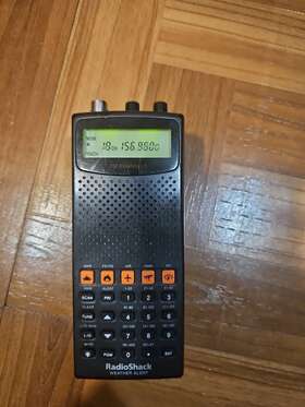 C307674 Radioshack Weather Alert Radio 200 Channels Pro 82 Scanning Receiver Black