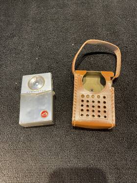 Tpa-2e Rca Pocket I Radio Circa 1960 With Original Case