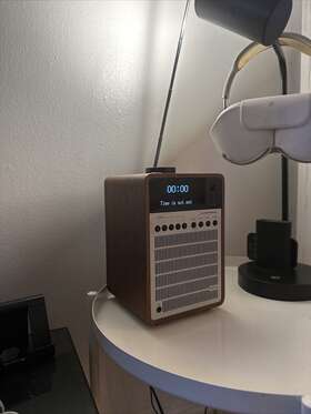 641141 Revo Supersignal Dab Fm Digital Radio With Bluetooth Walnut/silver