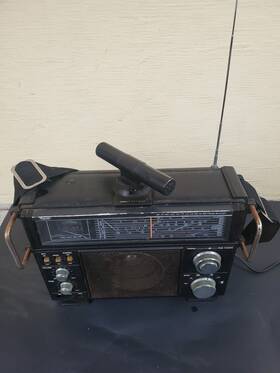 Am.cb.sw1.sw2 Rhapsody Model # Ry-610 Am.cb.sw1.sw2. Fm Tv1 Tv2 Multoband Receiver