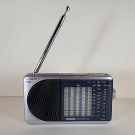 R9962 Roberts Portable World Radio Bbc 12 Band Lw Mw Fm Sw Perfect Condition R9962 Roberts Portable World Radio Bbc 12 Band Lw Mw Fm Sw Perfect Condition