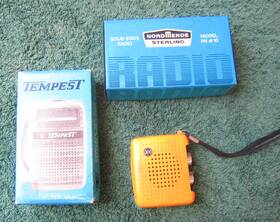 Pr-10 Rover Tempest Normende Vintage Old Stock - 3 Am Portable Radios For Parts Only Pr-10 Rover Tempest Normende Vintage Old Stock - 3 Am Portable Radios For Parts Only