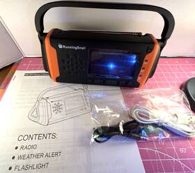Runningsnail Md-097 Emergency Crank Solar Radio Flashlight Weather Alert Usb Battery