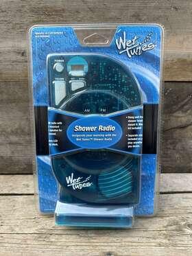 Wt50pl Salton Wet Tunes Shower Radio - Hanging Or Wall Mounted Water Resistant Speaker Clock Wt50pl Salton Wet Tunes Shower Radio - Hanging Or Wall Mounted Water Resistant Speaker Clock