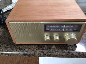 1611003308 Sangean Modern Design Am/fm Sounds And Looks Great