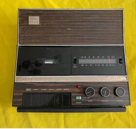 Sears 564.26180200 Solid State Am/fm Dual Power Cassette Recorder Radio Model Re