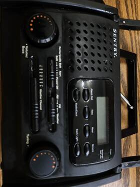 Pr911 Sentry Emergency Weather Radio...power Station