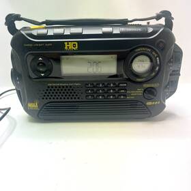 Solar Hq600 Digital Multi Band - Powered Wind Up Weather Radio Flashlight Am Fm Noaa