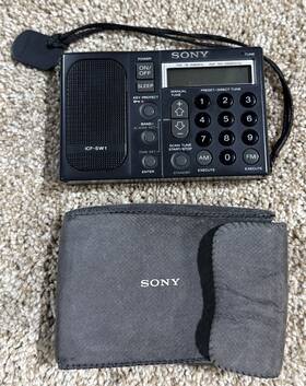 Icf-sw1 Sony 21021 Vintage Black Wireless Portable Am/fm Stereo Radio And Oem Case