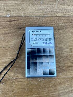Icf-p21 Sony Fm Am Handy Portable Radio 2-band Reception Analog Tuner Used