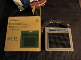 Icr-s71 Sony Vintage Original Limited Mobile Portable Radio Used With Box