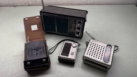 Rf-811 Sony Panasonic Magnavox Sears Vintage Portable Radio Lot Fm-am Transistor