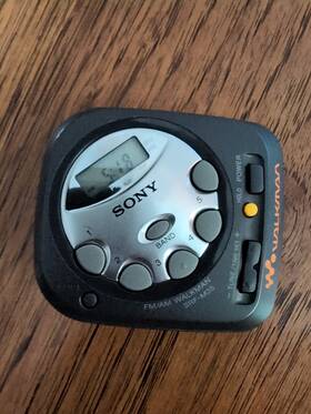 Sef-m35 Sony Walkman Tested