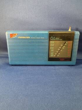 2210vbl Soundesign Am/fm Portable Radio Tested 28