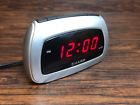 Spc085d Sharp Led Digital Alarm Clock Snooze Sleep Silver Small Desk Spc085d Sharp Led Digital Alarm Clock Snooze Sleep Silver Small Desk
