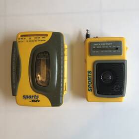 Pr-34 Street Beat Vintage Am/fm Sports Radio And Gpx Yellow Walkman Cassette