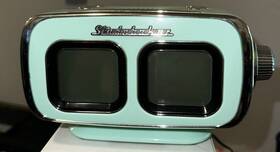 Sb3500te Studebaker Retro Alarm Clock / Am/fm Radio Bluetooth