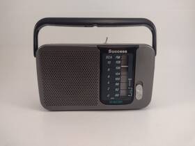 Ml-988 Success Sca / Fm Radio Model Garage Gym Office Portable Small Untested