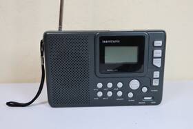 Y831r Teamtronic 89321 Admiral Radio Model Am Fm Afc Eleven Transistor Not Tested