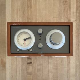 R37221 Tivoli Audio Model Three Am/fm Radio Clock Wood Cabinet Brown Gray R37221 Tivoli Audio Model Three Am/fm Radio Clock Wood Cabinet Brown Gray