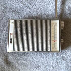 Toshiba 10tm-805s Portable Am/fm Transistor Radio Tone Control Headphone Jack