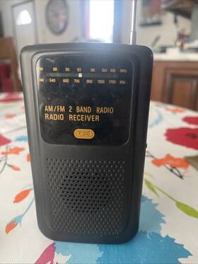 Atc-05 Tozaj Portable 2 Band Radio. Works Well. Batteries Incl. Antenna Good Condition