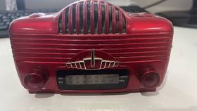 60-rad03 Tucky Vintage Red Transistor Battery Operated Am/fm Radio In Box - Tested