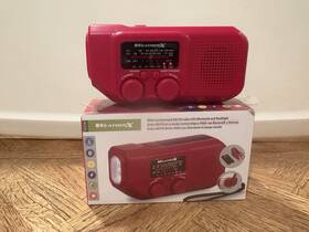 Weatherx Wr224r Am/fm Weatherband Radio With Led Flashlight Hand Crank And Solar Charging