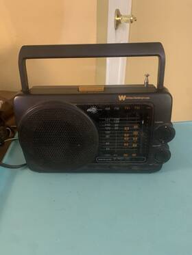 Wpc-1109 White Westinghouse Black Am/fm/tv Band Portable Radio W Instant Weather