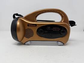 Wilson Wff70cp Am Fm Radio Flashlight Splash Resistant
