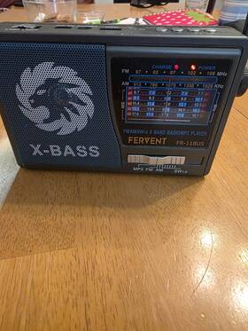 Fr-118us X-bass Solar Am/fm Portable Radio With Flashlight Output 3w Fm/am/sw1-6/usb/tf Speaker
