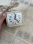 Vintage Timex Plug-in Alarm Clock 7369A 120 Volt Works Turquoise Minute Hand. Fixed Price $14.99.