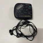 Sony SRF-M32 Fm/am Walkman Radio W/ Clip & Skull Candy Pods Tested Working. Fixed Price $15.49.