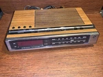 Vintage 7-4636B General Electric Wood Grain Am/fm Digital Radio Alarm Snooze. Fixed Price $12.95.