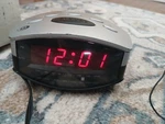 Durabrand Am/fm Alarm Clock Radio Model CR-502 W/ Red Display, Issues*. Fixed Price $5.00.