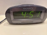 Magnavox MCR140 Dual Alarm Clock Radio Tested.. Fixed Price $18.00.