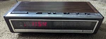 Vintage Hitachi KC-651H Fm/am 2-BAND Table Radio Digital Clock **works. Fixed Price $39.99.