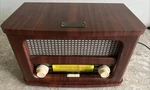 Art+sound AR3002 Retro Bluetooth Speaker Wood Am/fm Radio Wireless Charger. Fixed Price $54.95.