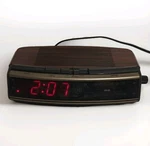 Vintage General Electric Model 7-4619A Digital Alarm Clock Am/fm Radio Nice!. Fixed Price $29.99.
