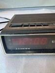 Lloyd's Am/fm Electronic Clock Radio Model J264 - Tested. Fixed Price $17.00.