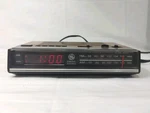 7-4624A Vintage Digital Am/fm Clock Radio Woodgrain Tested Works Snooz Alarm. Fixed Price $22.99.