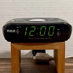 Rca Digital Clock & Wake Set No. RP4842A Dual Alarm And Battery Back-up Works. Fixed Price $18.50.