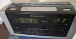 Emerson Research CKS2005 Auto Smartset Digital Am Fm Radio Dual Alarm Clock. Fixed Price $12.99.